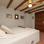 Villa 4 Bedroom Valerie With Private Swimming Pool