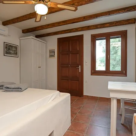 Villa 4 Bedroom Valerie With Private Swimming Pool Stelida (Naxos)