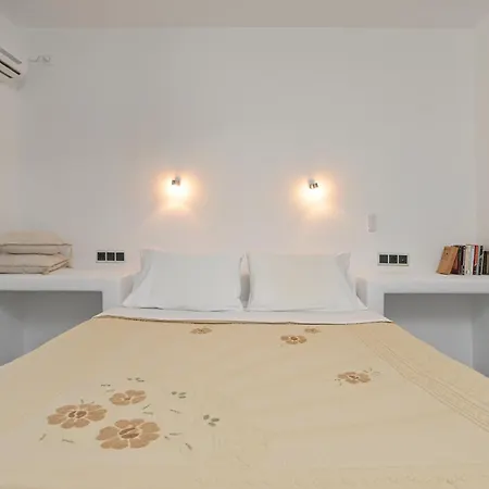 Villa 4 Bedroom Valerie With Private Swimming Pool *