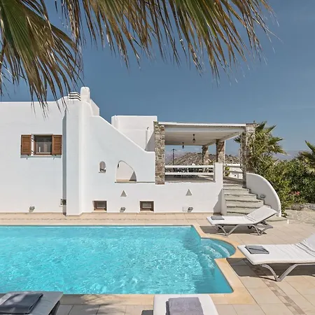 4 Bedroom Valerie With Private Swimming Pool