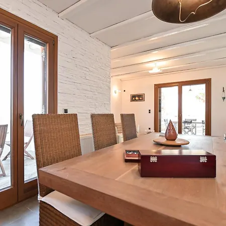 4 Bedroom Valerie With Private Swimming Pool * Stelida (Naxos)