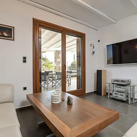 4 Bedroom Valerie With Private Swimming Pool