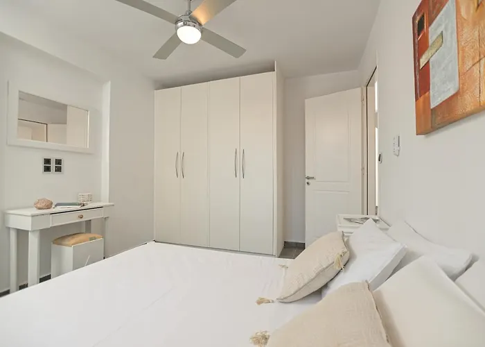 Villa 4 Bedroom Valerie With Private Swimming Pool Stelida (Naxos)